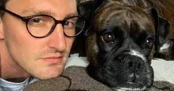 chris pet sitter à GENECH 59242