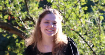 léa pet sitter à ROSNY SOUS BOIS 93110_1