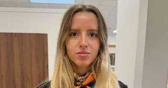 eva pet sitter à JAYAT 01340