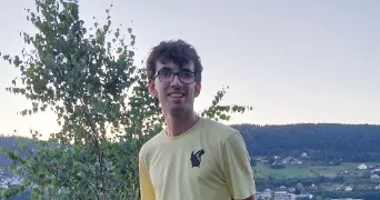 lucas pet sitter à WATTIGNIES 59139