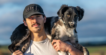 florian dog sitter à STE FOY LES LYON 69110_4