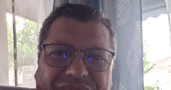 christophe pet sitter à ST GEORGES LES BAINS 07800_0