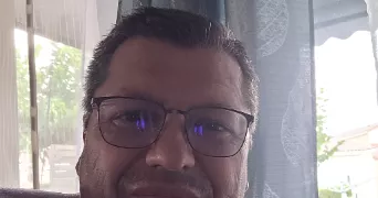 christophe pet sitter à ST GEORGES LES BAINS 07800
