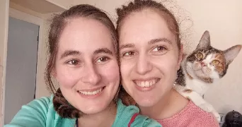 magali et maëlys pet sitter à VIC LE COMTE 63270