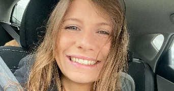 lucile pet sitter à VILLEPREUX 78450