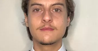 ezra pet sitter à AMIENS 80000