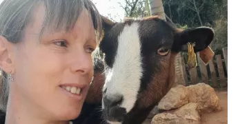 fanny pet sitter à LE LUC 83340