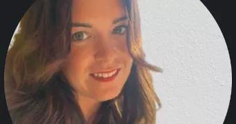 margaux pet sitter à SAUSSET LES PINS 13690
