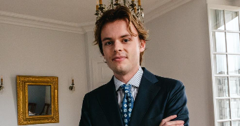 julien pet sitter à PARIS 15 75015_0