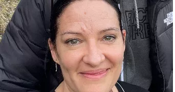 jennifer pet sitter à PLAIMPIED GIVAUDINS 18340