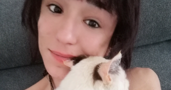 léa pet sitter à NEUVILLE SUR AIN 01160_2