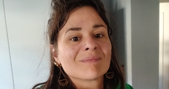 marie pet sitter à  21190