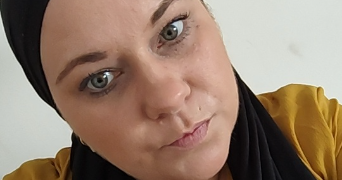tina pet sitter à ERAGNY 95610_1