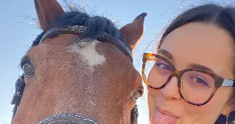 zoé pet sitter à LYON 07 69007