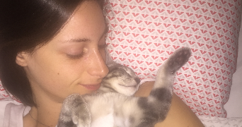 joanna pet sitter à VIENNE 38200_0