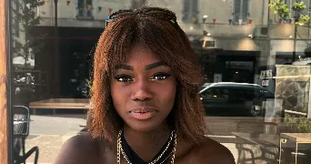 dorine pet sitter à NANTES 44100