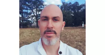 arnaud pet sitter à CENON 33150