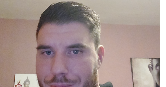 mickael pet sitter à ROYAN 17200