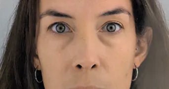 laura pet sitter à LA FARE LES OLIVIERS 13580