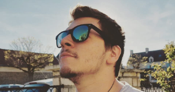 jordan dog sitter à BIEVILLE BEUVILLE 14112_0