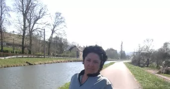 suzanne pet sitter à VARENNES CHANGY 45290