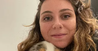 blanche pet sitter à LE RHEU 35650