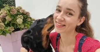 caroline pet sitter à NICE 06000