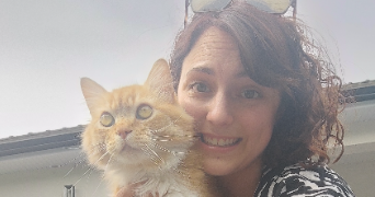 floriane pet sitter à ESPOEY 64420_0