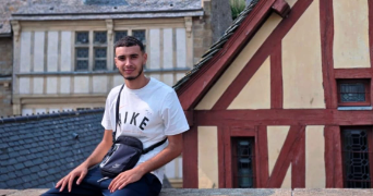 zaki dog sitter à LE PERREUX SUR MARNE 94170_0