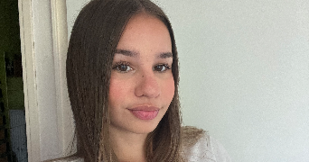 ninon pet sitter à MAUGUIO 34130