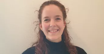 mélina pet sitter à VIC SUR CERE 15800
