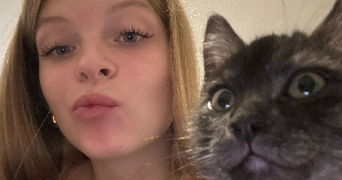 clara pet sitter à ST LAURENT DU VAR 06700_1