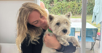 léna pet sitter à URT 64240_0