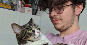 alexandru pet sitter à EVRY COURCOURONNES 91000_1