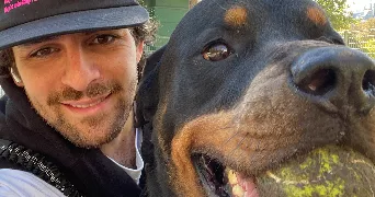 elie pet sitter à PARIS 11 75011