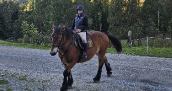 fiona pet sitter à CHAMPAGNY EN VANOISE 73350_1