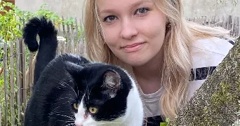 inès pet sitter à POITIERS 86000