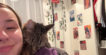 eugénie pet sitter à COURBEVOIE 92400_3