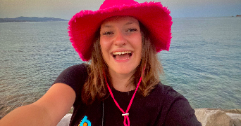 margot pet sitter à HYERES 83400_3