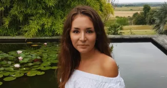 céline pet sitter à MARSEILLE 10 13010