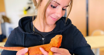 lara pet sitter à MAUREPAS 78310_1