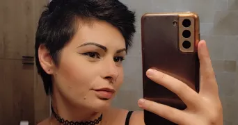 léana pet sitter à SEES 61500