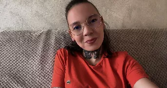 fanny pet sitter à FESCHES LE CHATEL 25490