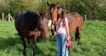 lena pet sitter à LE PAS 53300