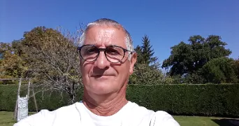 pascal dog sitter à BERNEUIL 17460