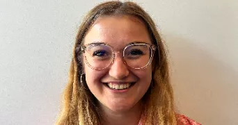 manon pet sitter à PARIS 20 75020