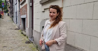 ledia pet sitter à FOREST 1190