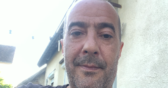 ludovic pet sitter à LIERVILLE 60240