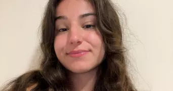 yasmine pet sitter à MARSEILLE 06 76600