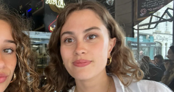 zoé pet sitter à HEROUVILLE ST CLAIR 14200_0